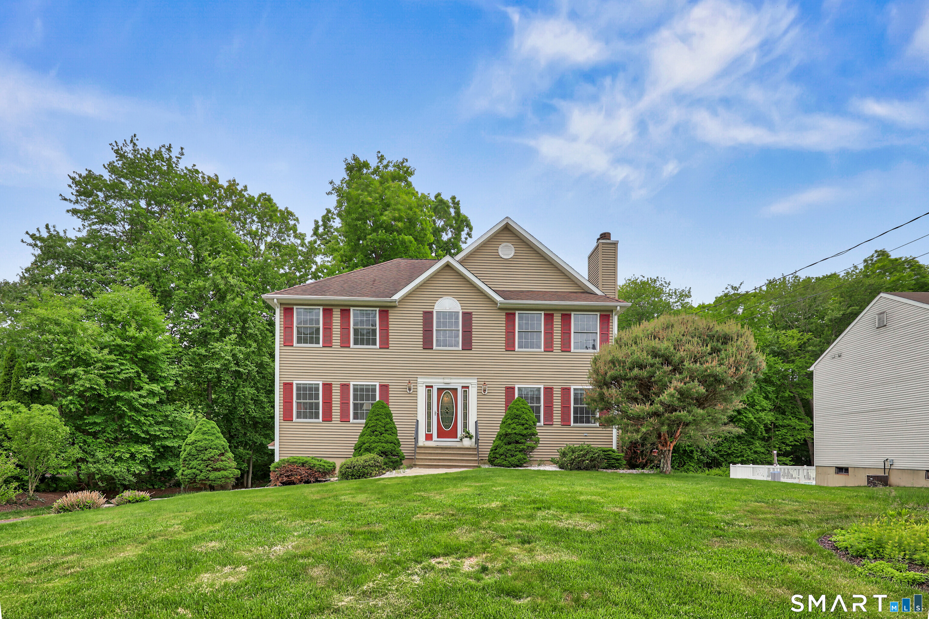 30 Bridle Trail Drive Naugatuck CT 06770