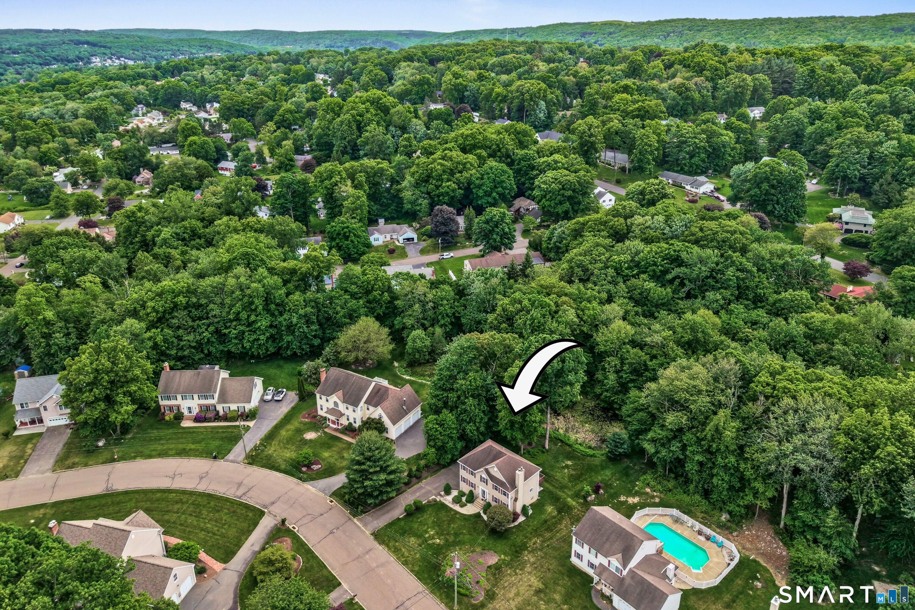 30 Bridle Trail Drive Naugatuck CT 06770