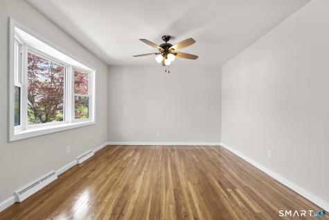 5 Elaine Drive Ansonia CT 06401
