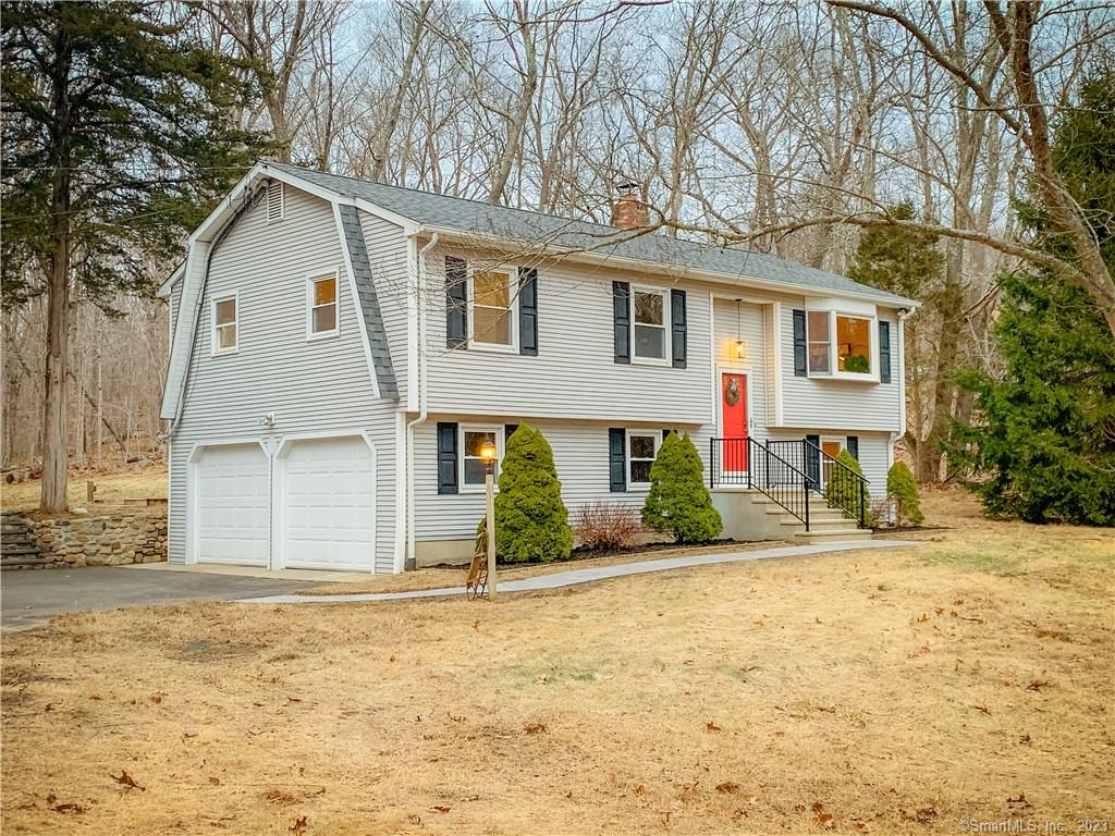4 Circle Drive Clinton CT 06413