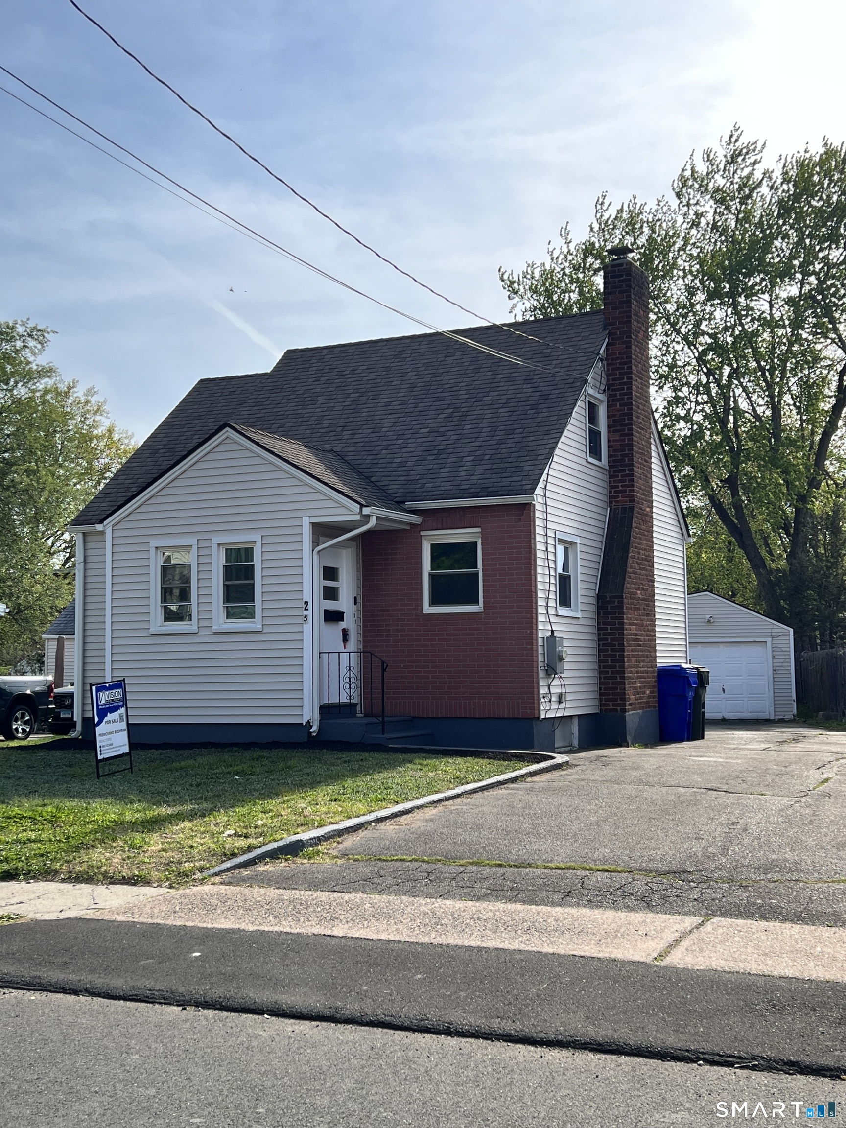 25 Ann Street East Hartford CT 06108