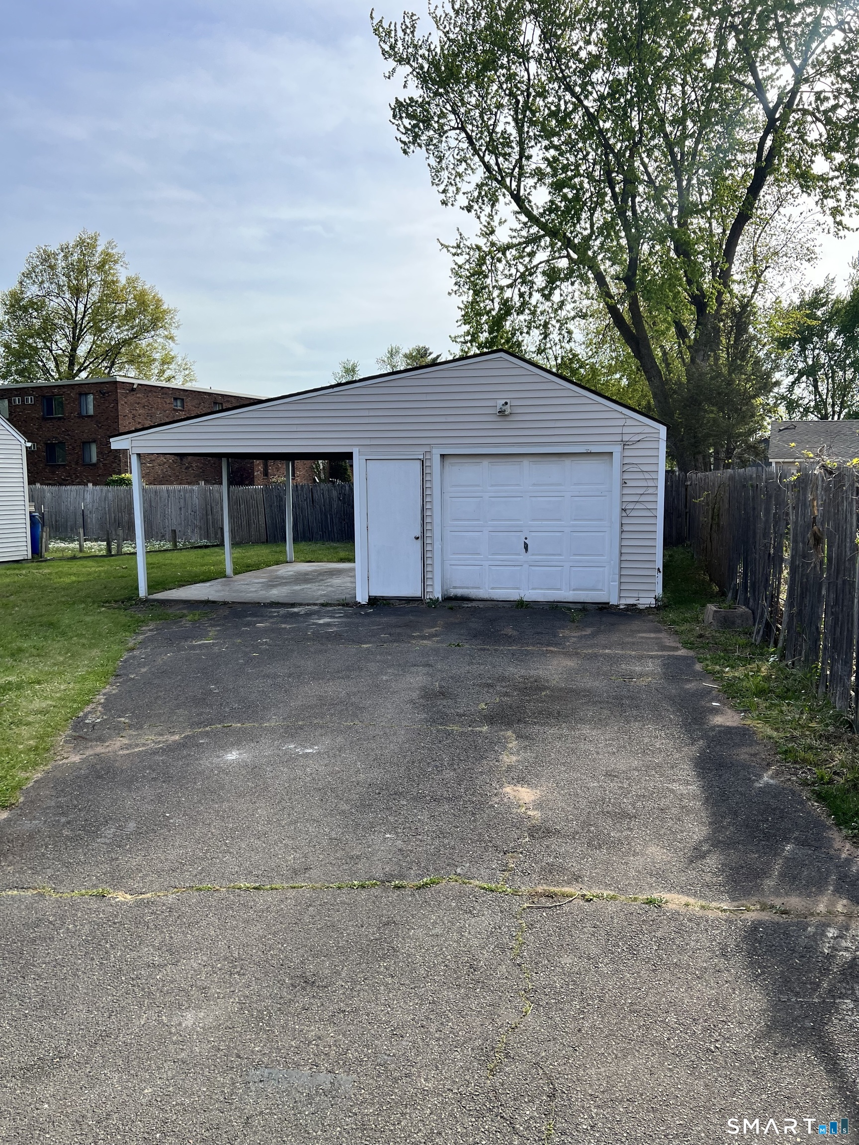 25 Ann Street East Hartford CT 06108
