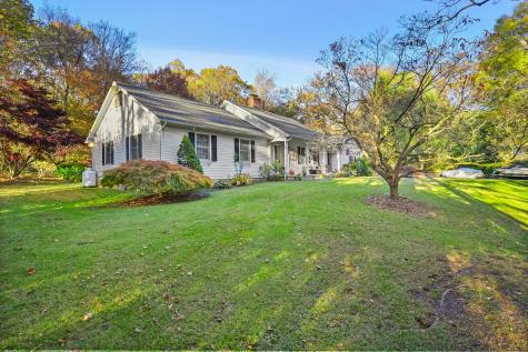 4 Autumn Ridge Road New Fairfield CT 06812