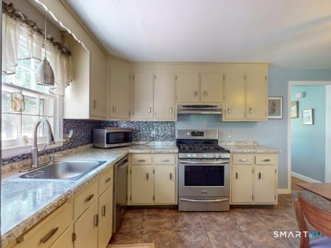 90 Old Brickyard Lane Berlin CT 06037