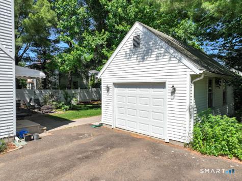 90 Old Brickyard Lane Berlin CT 06037