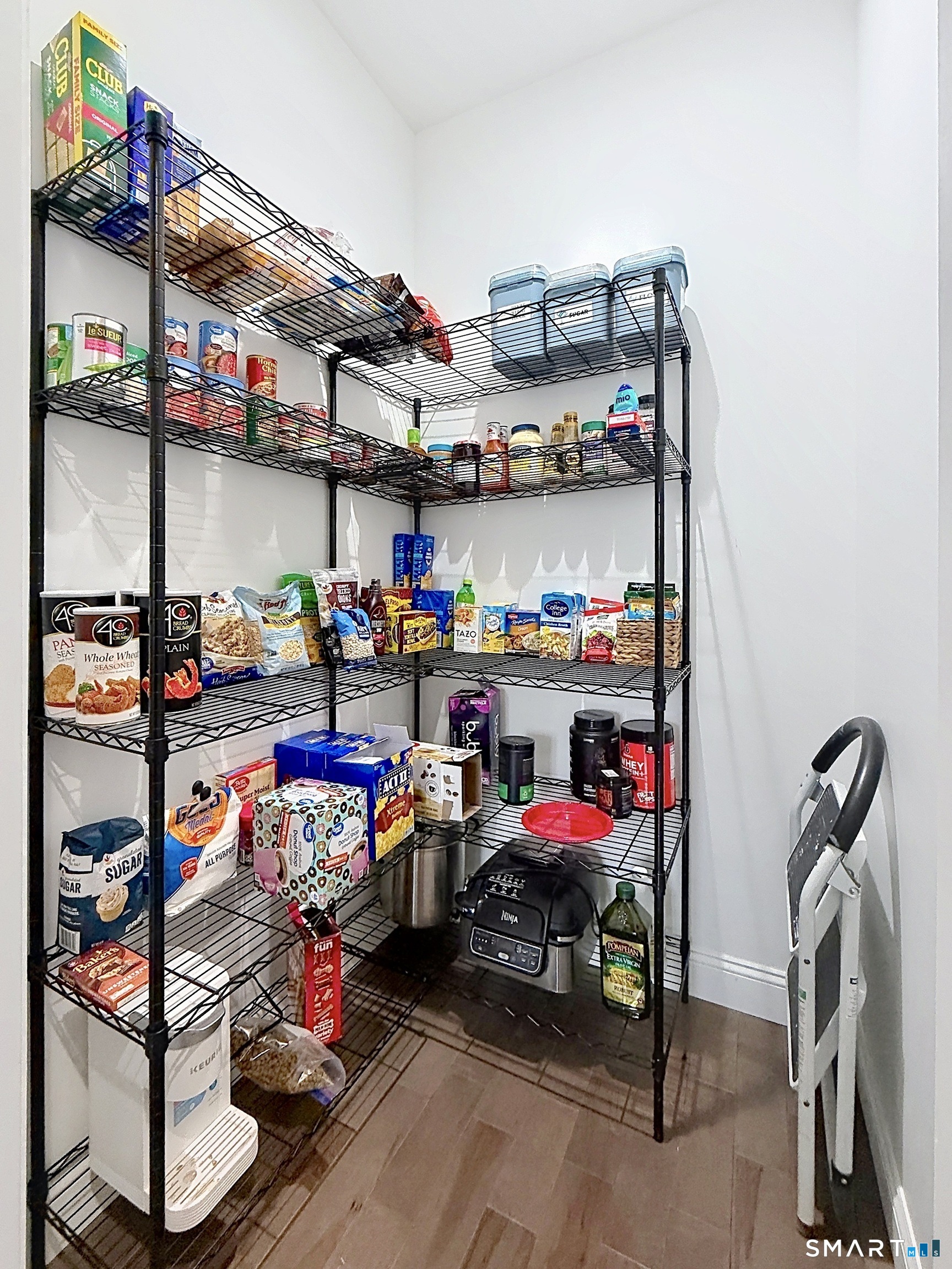 21 Birge Avenue Windsor Locks CT 06096