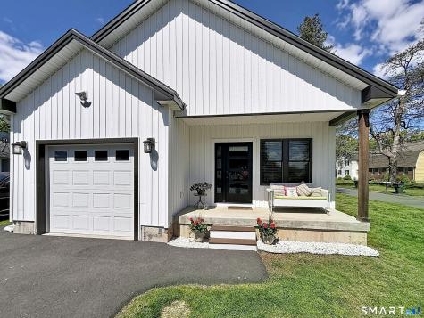 21 Birge Avenue Windsor Locks CT 06096