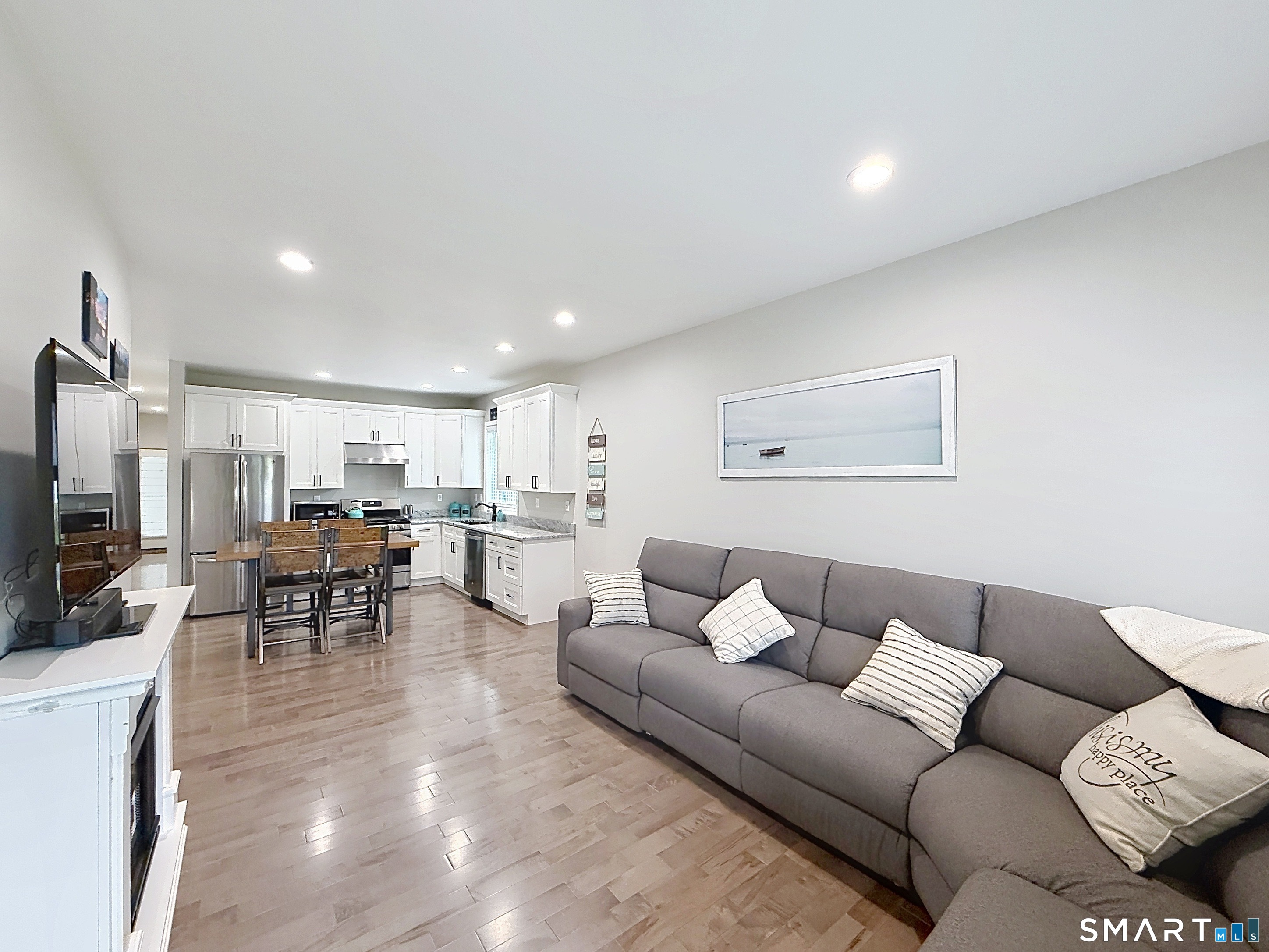 21 Birge Avenue Windsor Locks CT 06096