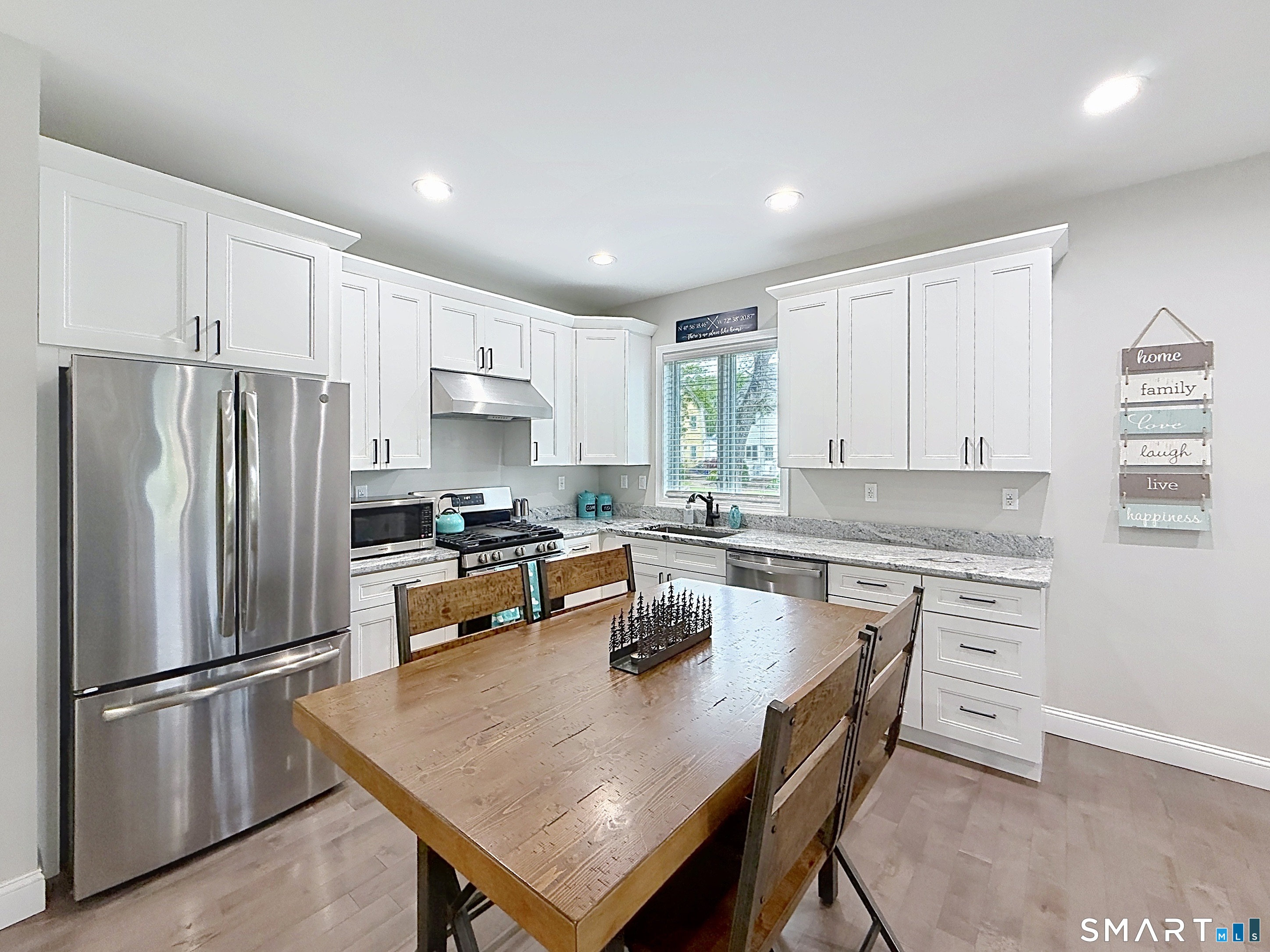 21 Birge Avenue Windsor Locks CT 06096