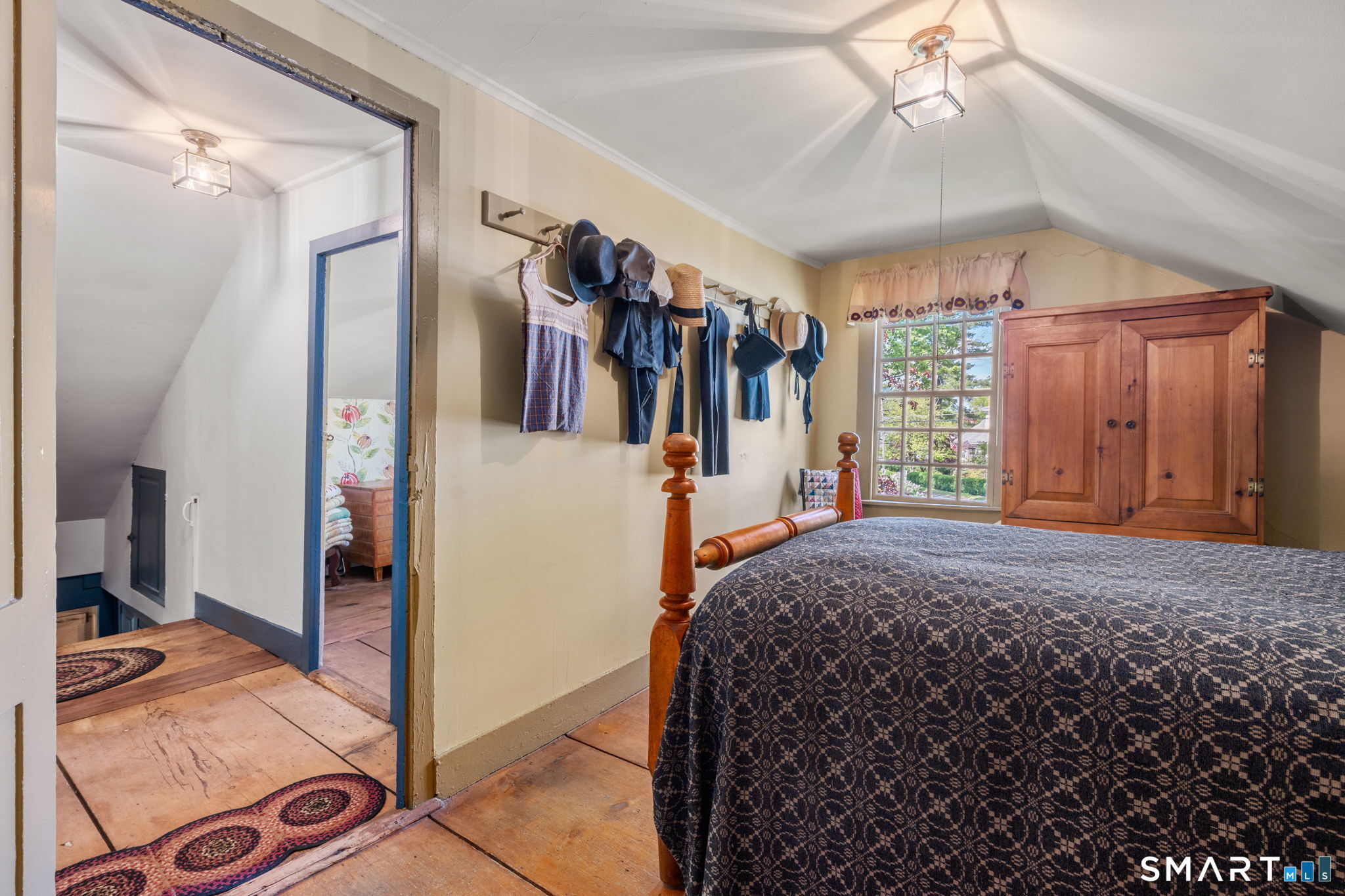 921 Thompsonville Road Suffield CT 06078