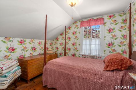 921 Thompsonville Road Suffield CT 06078