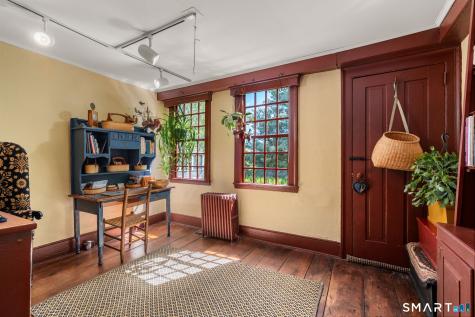 921 Thompsonville Road Suffield CT 06078