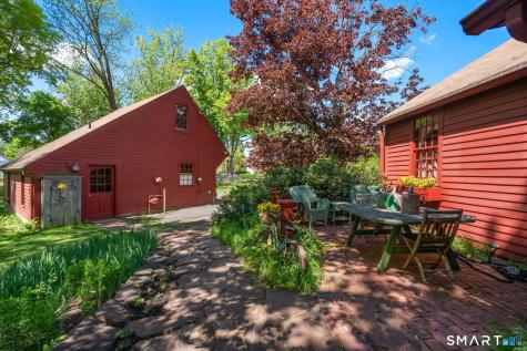 921 Thompsonville Road Suffield CT 06078