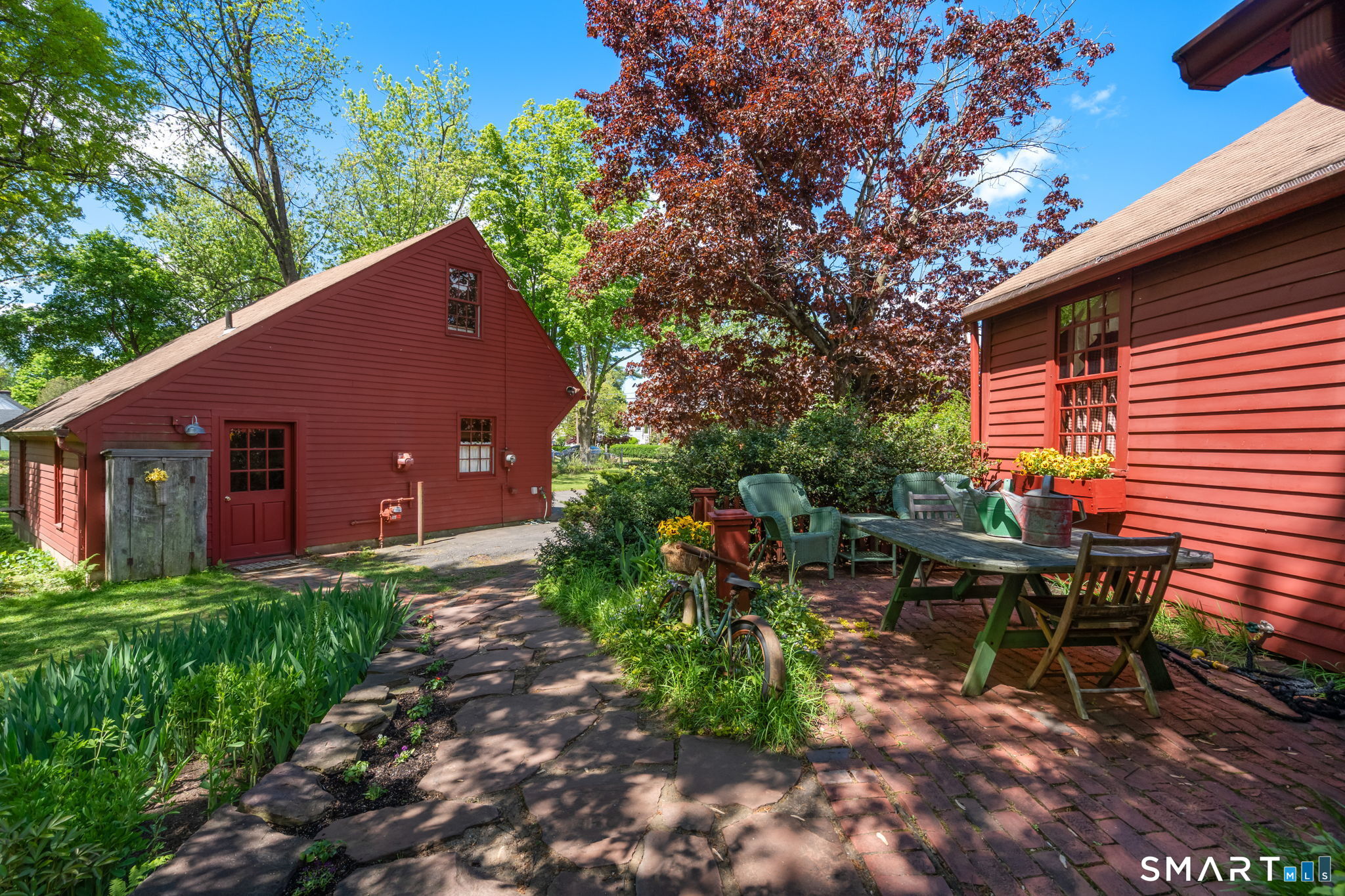 921 Thompsonville Road Suffield CT 06078