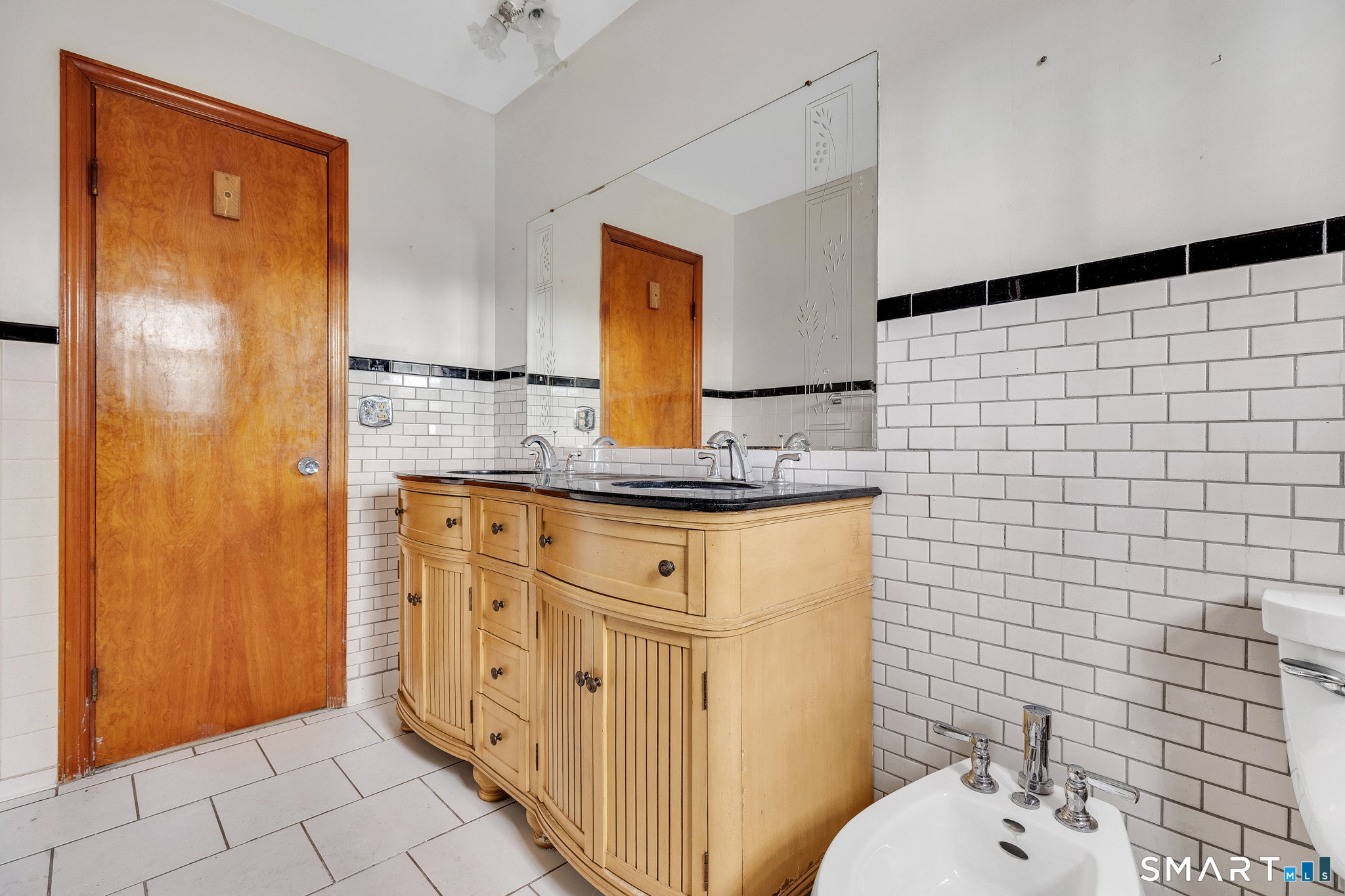 9 Greenview Road Danbury CT 06811