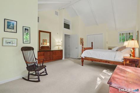 280 Brookbend Road Fairfield CT 06824