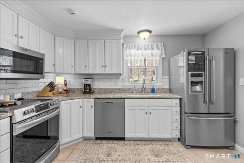 27 Brewster Drive Ledyard CT 06335