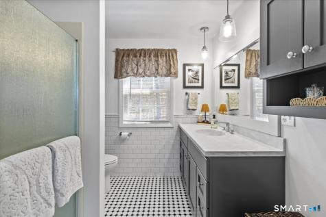 27 Brewster Drive Ledyard CT 06335