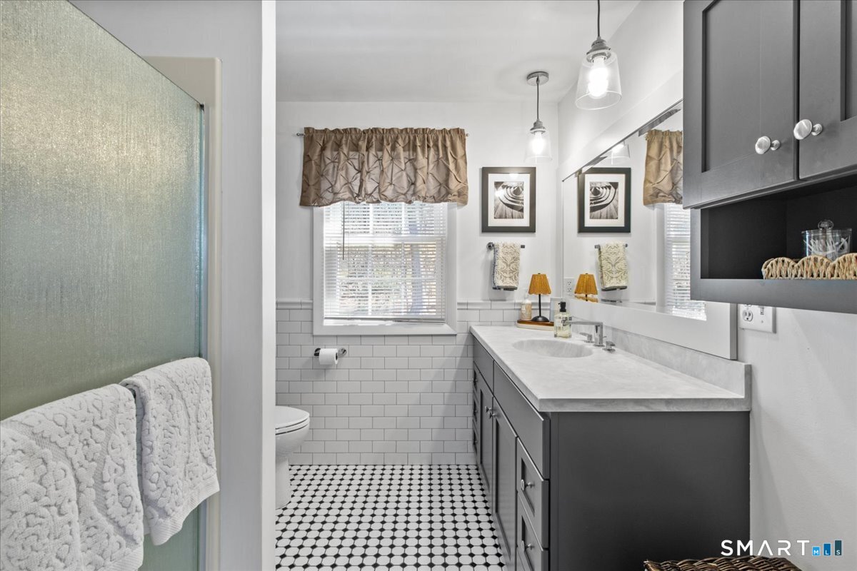 27 Brewster Drive Ledyard CT 06335
