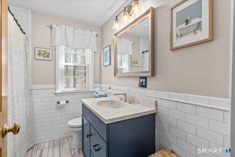 27 Brewster Drive Ledyard CT 06335