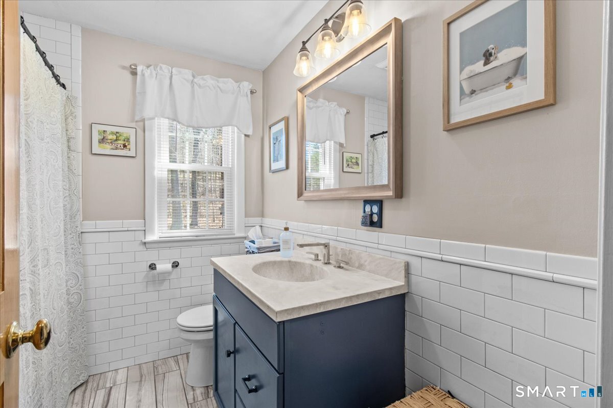 27 Brewster Drive Ledyard CT 06335