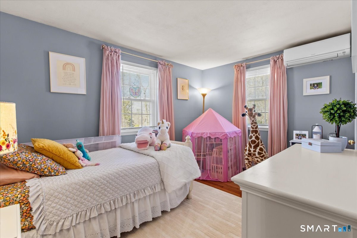 27 Brewster Drive Ledyard CT 06335