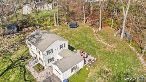 27 Brewster Drive Ledyard CT 06335