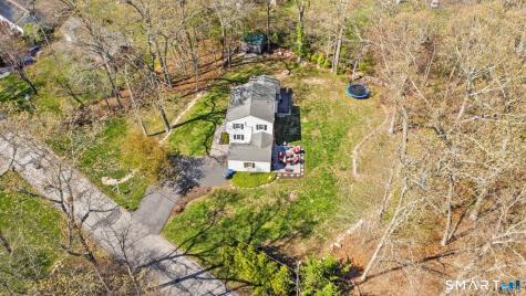 27 Brewster Drive Ledyard CT 06335