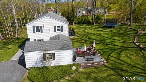 27 Brewster Drive Ledyard CT 06335