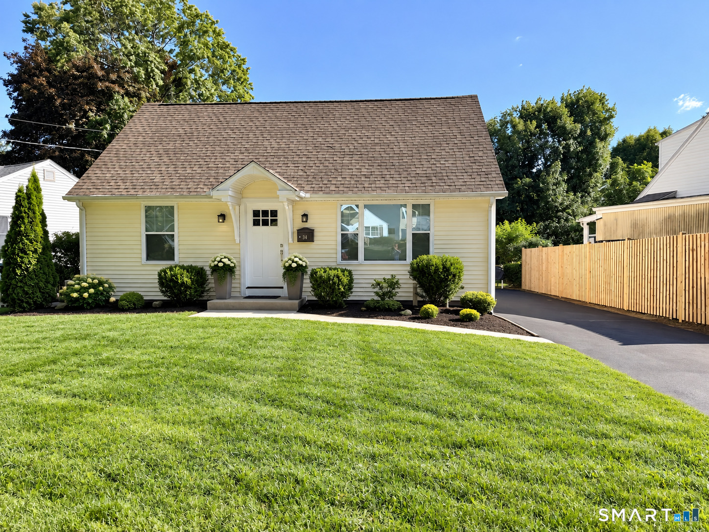 34 Winslow Drive West Haven CT 06516