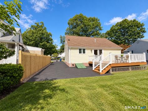 34 Winslow Drive West Haven CT 06516