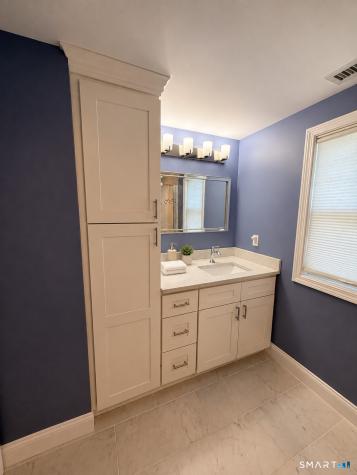 34 Winslow Drive West Haven CT 06516