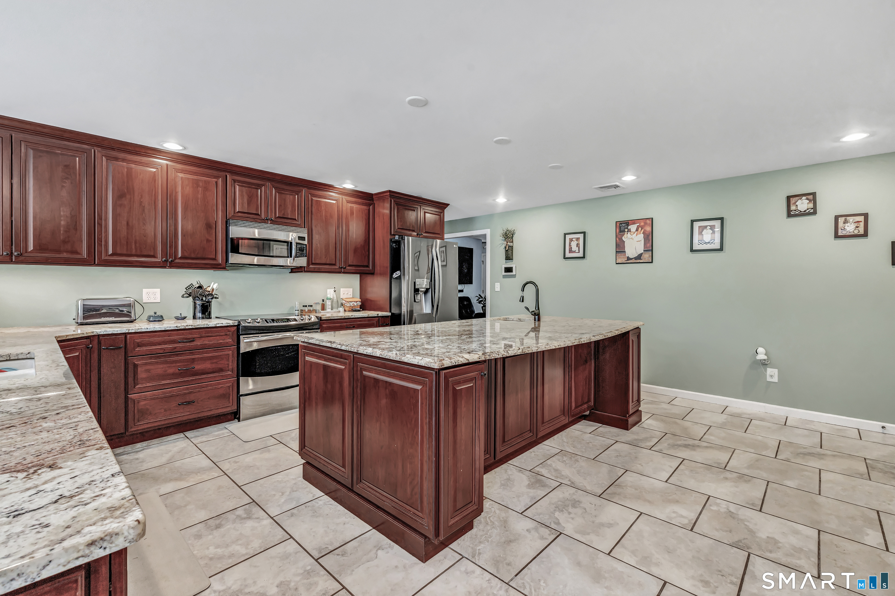 80 Frost Street Southington CT 06479
