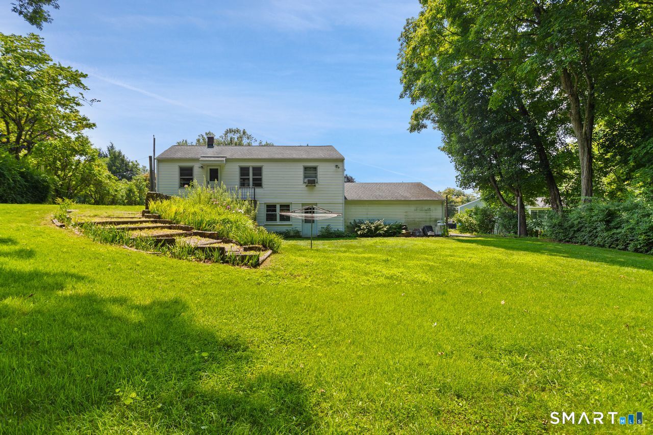 24 Crestdale Drive Danbury CT 06811