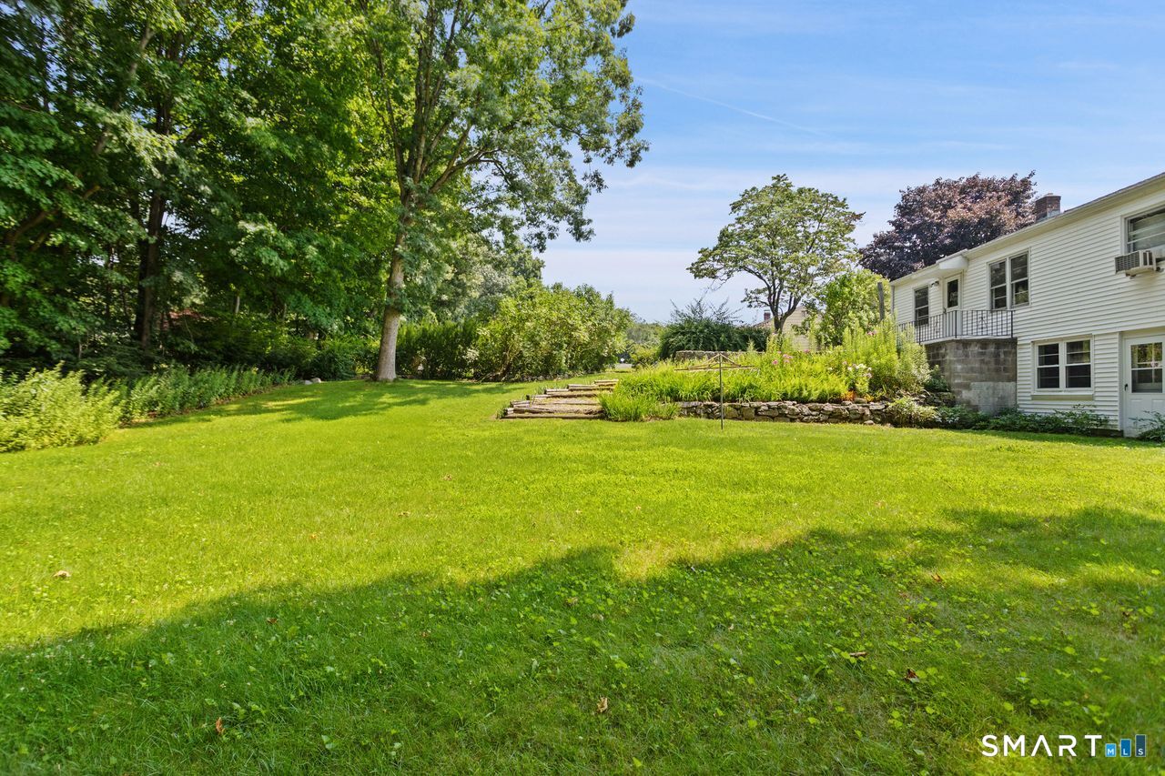 24 Crestdale Drive Danbury CT 06811
