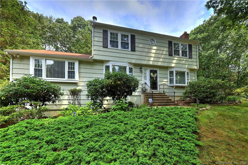 86 Tanglewood Circle Milford CT 06461