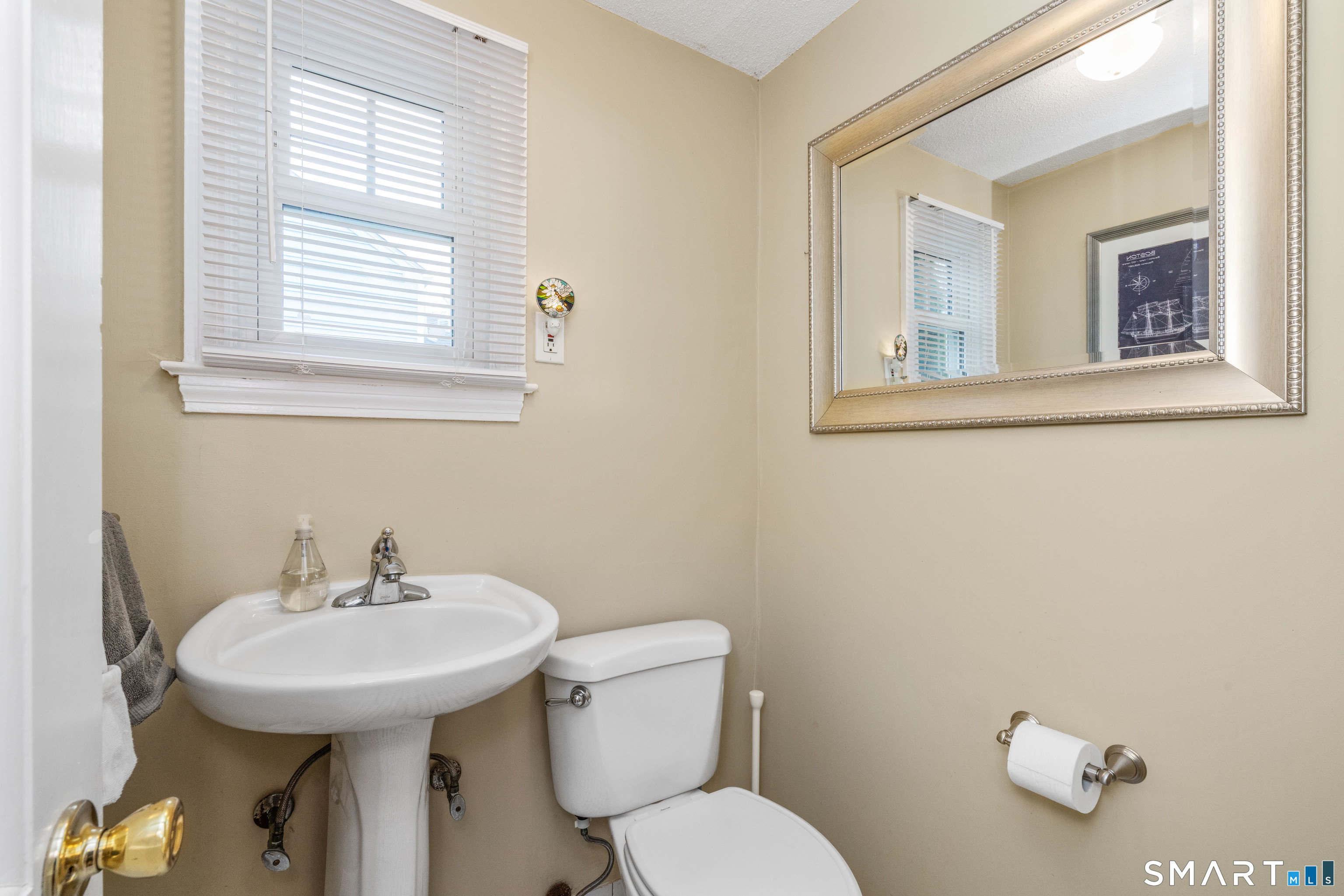 2 Linbrook Road West Hartford CT 06107