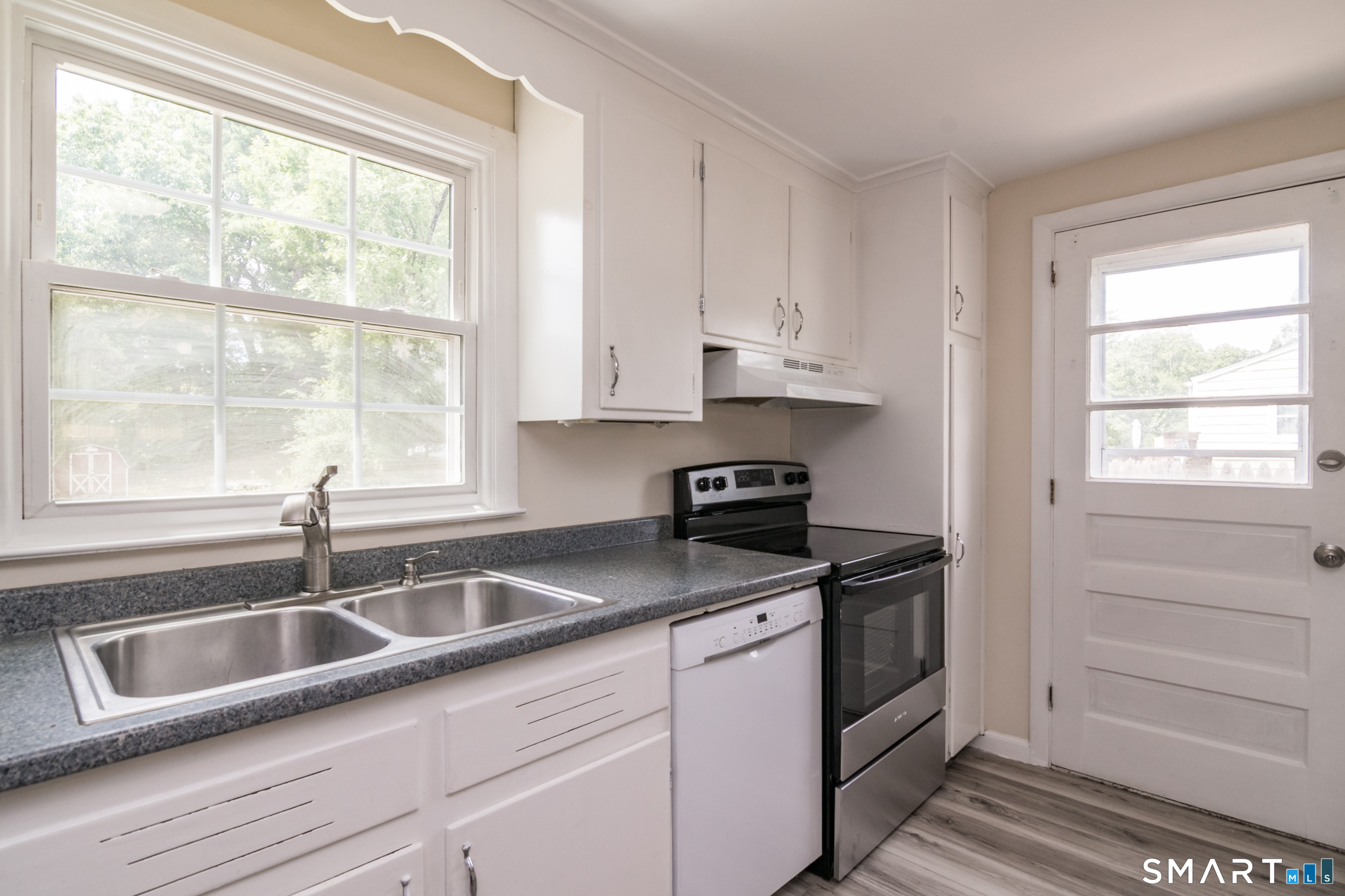 57 Indian Run Enfield CT 06082