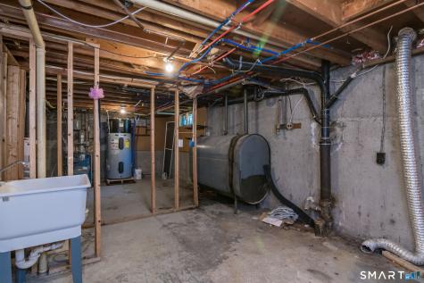 57 Indian Run Enfield CT 06082