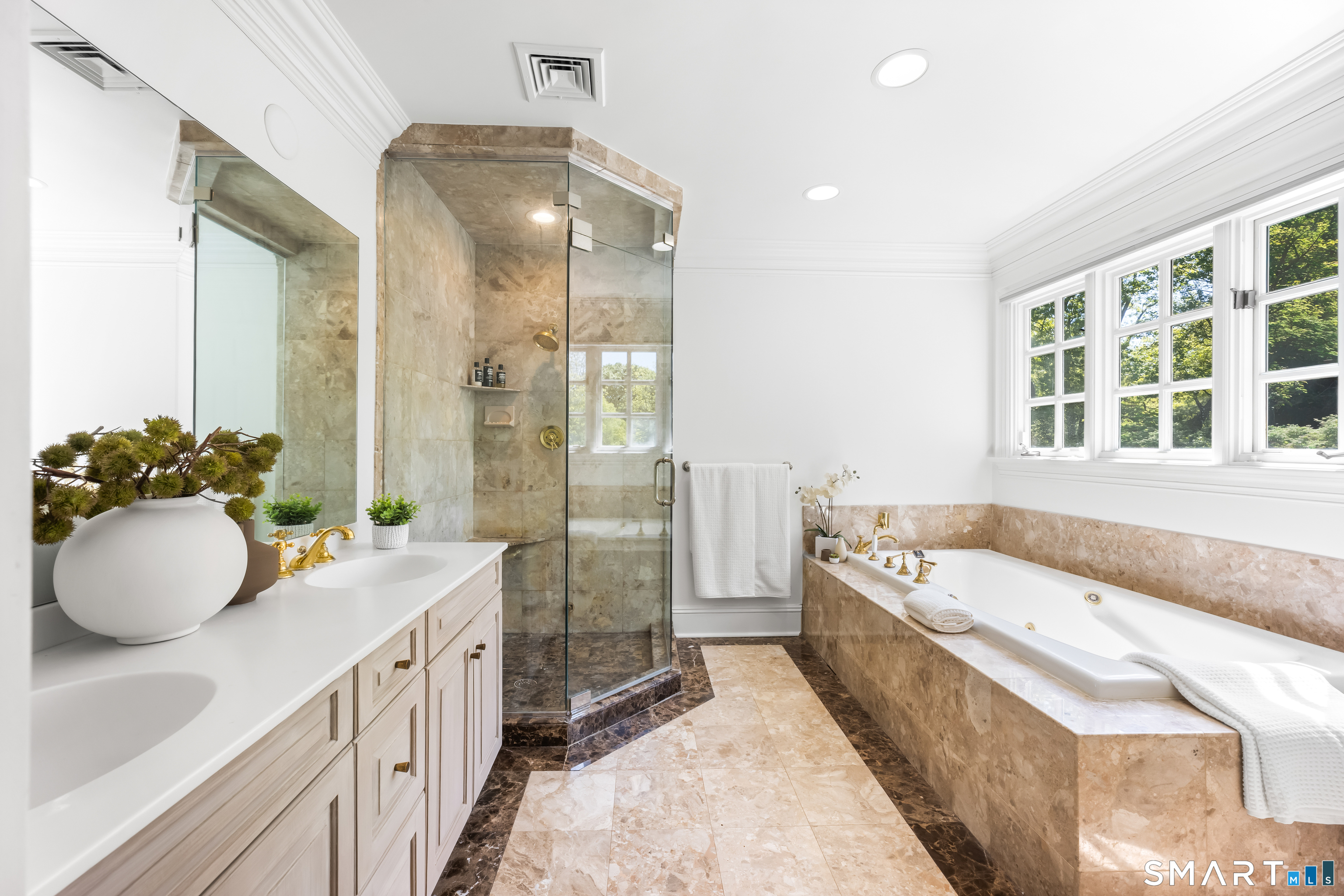 111 Golden Pond Lane Fairfield CT 06824