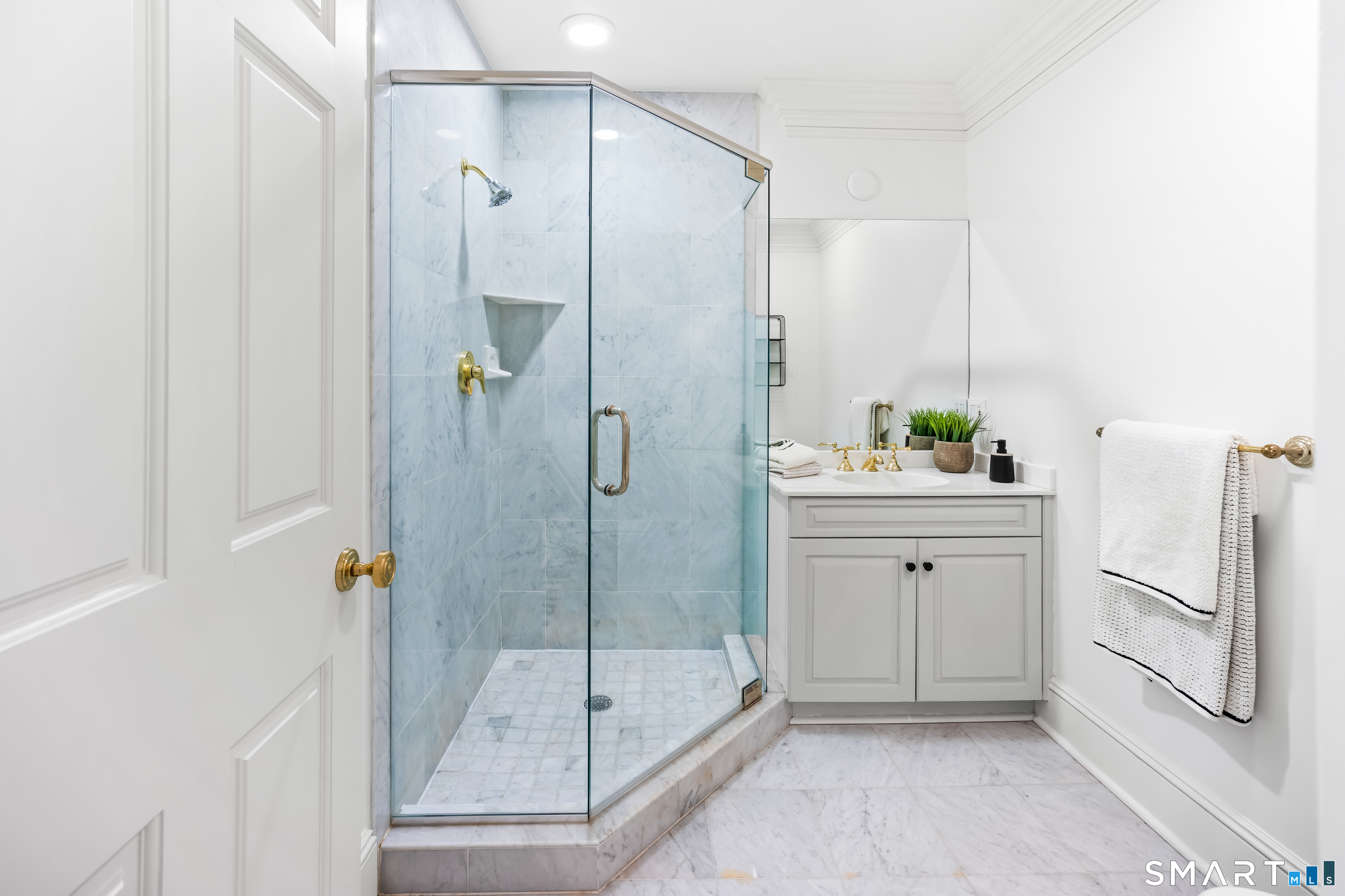 111 Golden Pond Lane Fairfield CT 06824