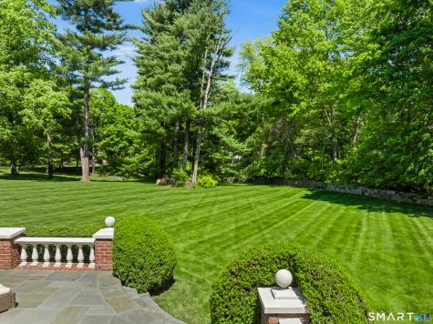 111 Golden Pond Lane Fairfield CT 06824