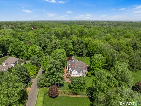 111 Golden Pond Lane Fairfield CT 06824