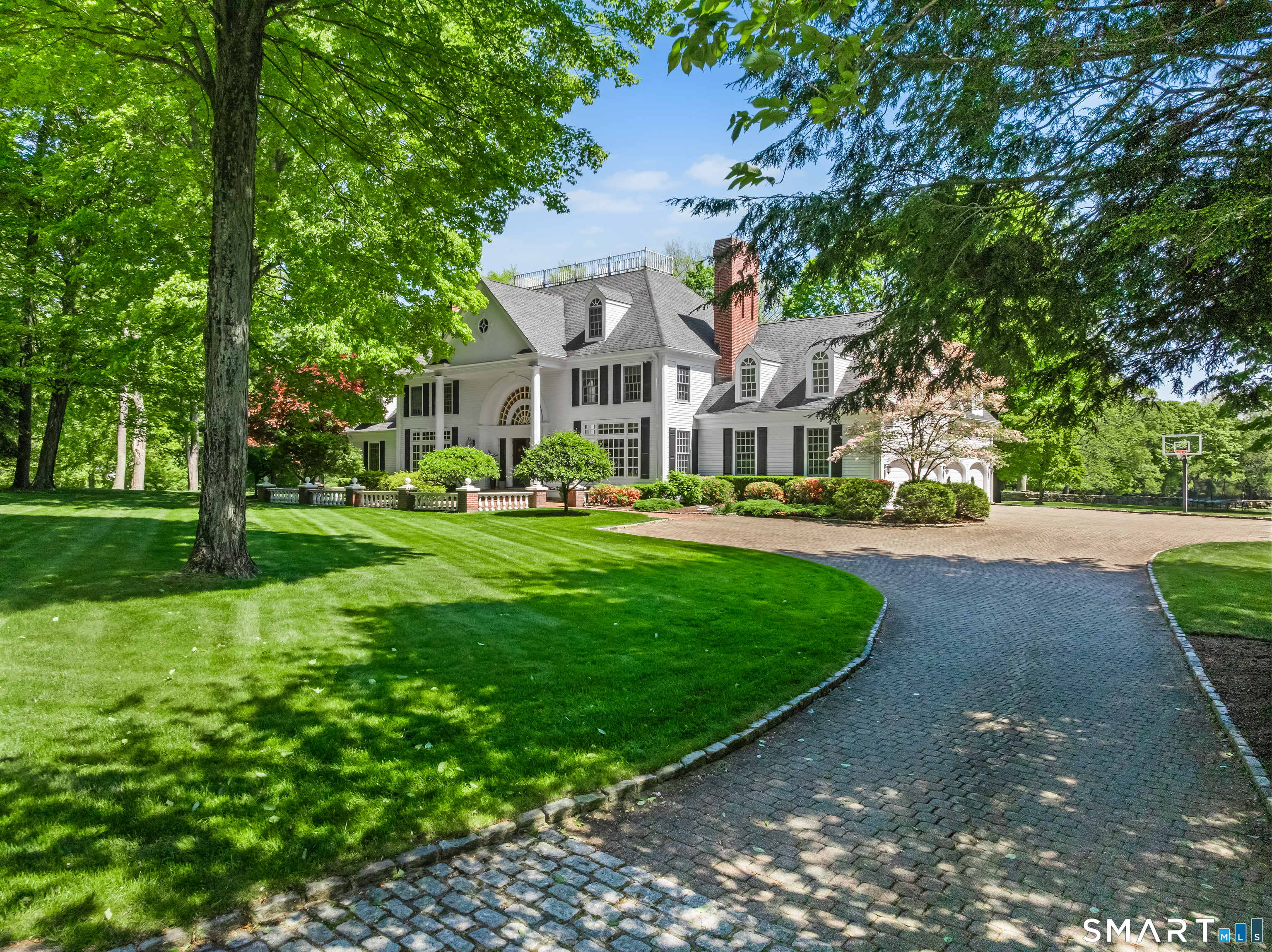 111 Golden Pond Lane Fairfield CT 06824