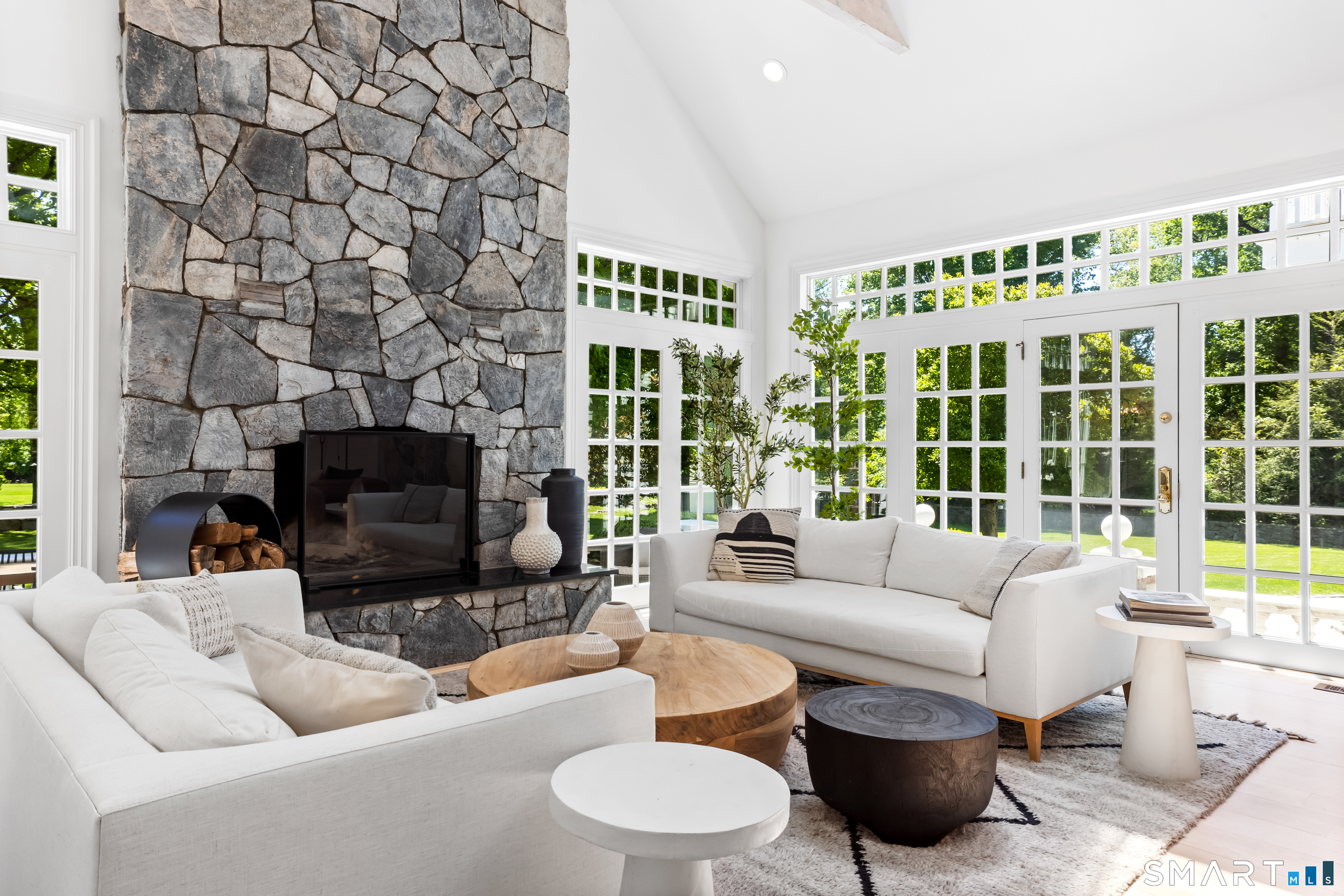 111 Golden Pond Lane Fairfield CT 06824