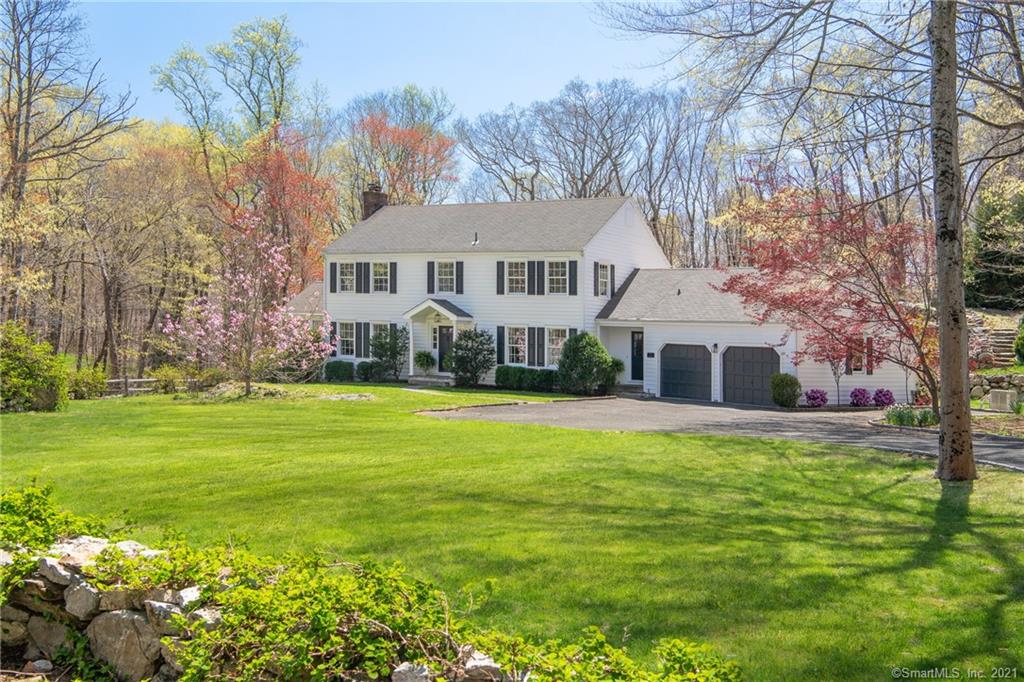 25 Hanford Lane New Canaan CT 06840