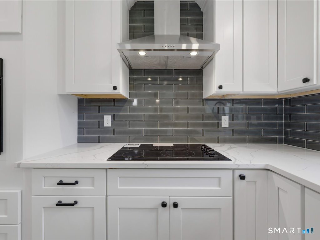 111 Carriage Drive North Haven CT 06473