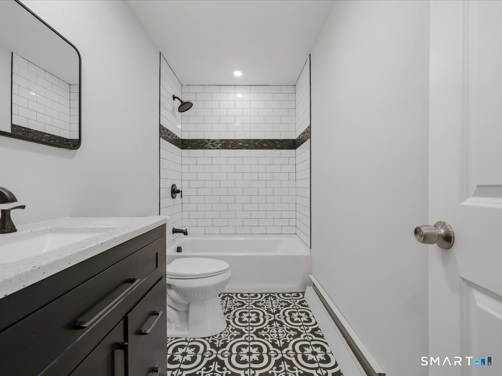 111 Carriage Drive North Haven CT 06473