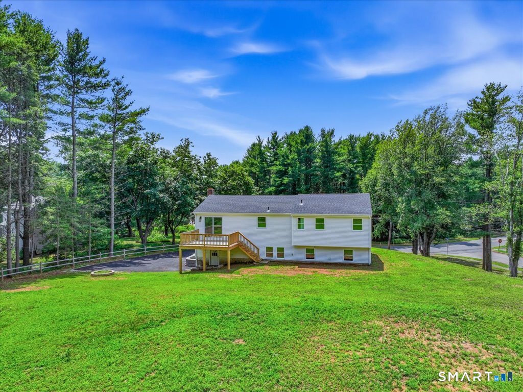 111 Carriage Drive North Haven CT 06473