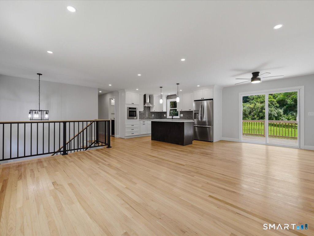 111 Carriage Drive North Haven CT 06473